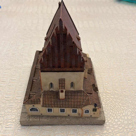 Charity Box, Meral Of Prague Shul - Picture 2 of 5